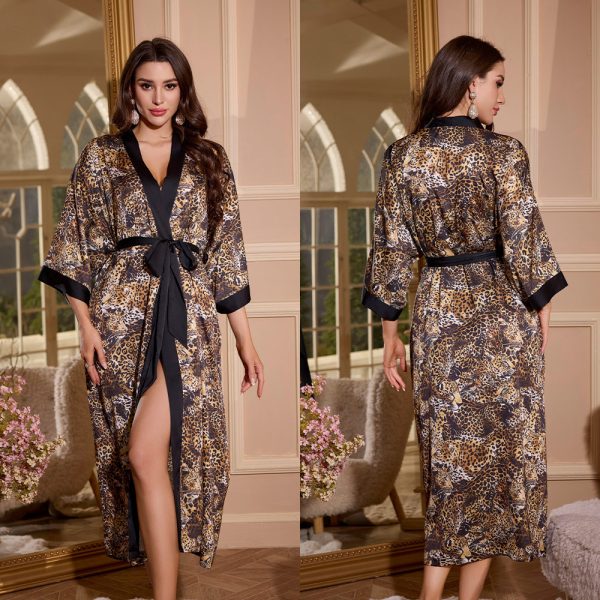 Plus Size 7/8 Sleeve Themed Robe - Image 13